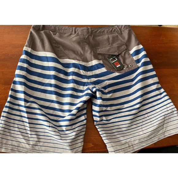 Micros Men’s Swim Trunks Size 33 - Picture 7 of 9